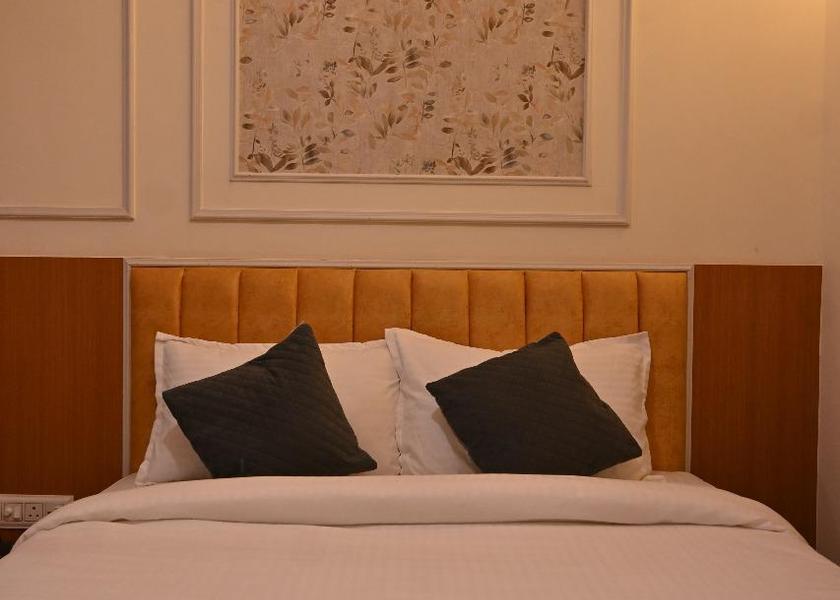 Uttar Pradesh Ayodhya Executive Double Small Room