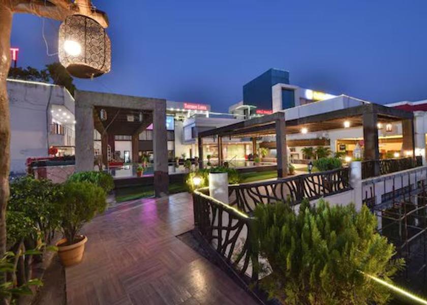 Uttar Pradesh Bareilly Hotel Exterior