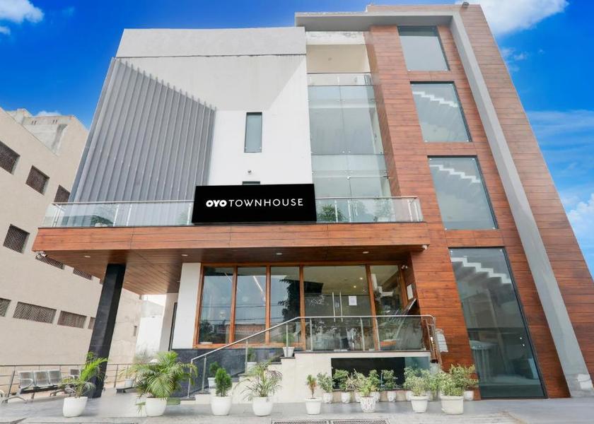 Uttar Pradesh Lucknow Hotel Exterior