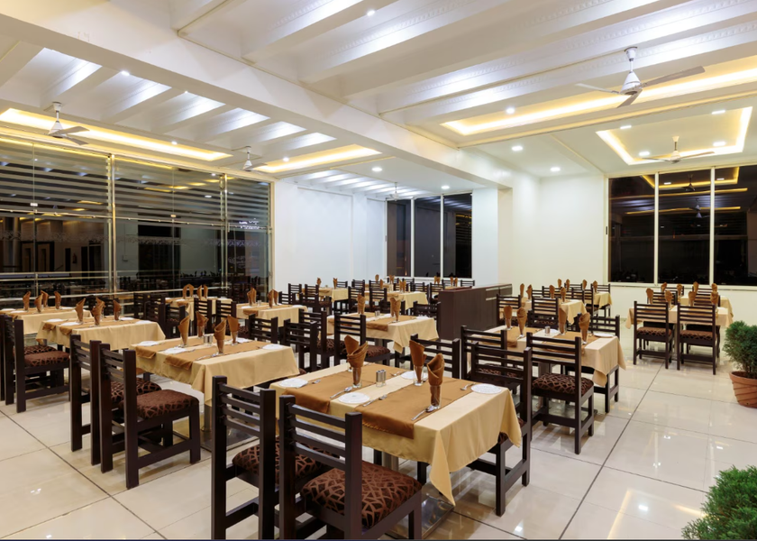 Uttar Pradesh Lucknow Food & Dining