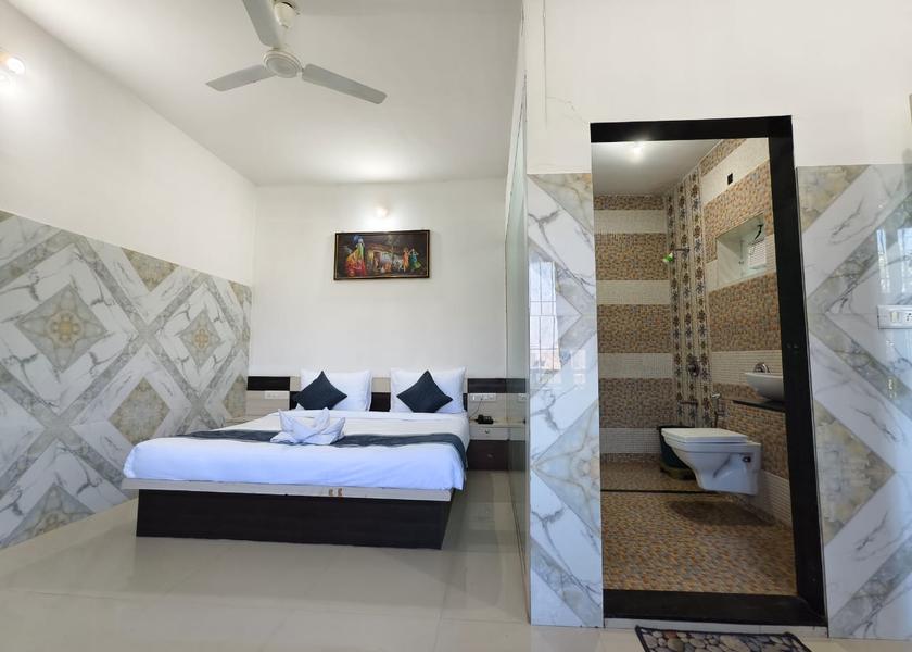 Dadra and Nagar Haveli and Daman and Diu Diu Deluxe Room