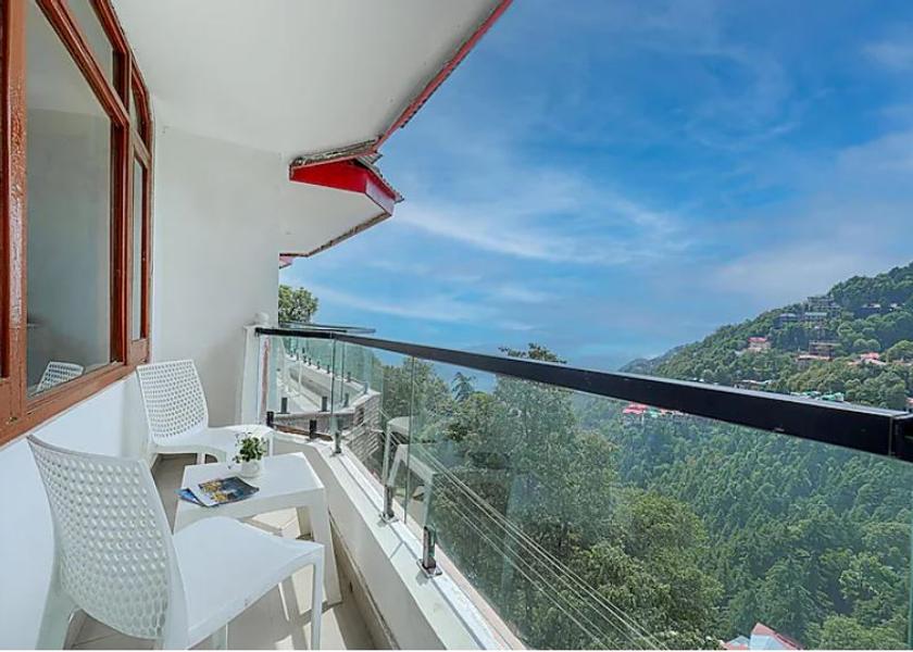Himachal Pradesh Dalhousie Premium Room with Balcony Valley View