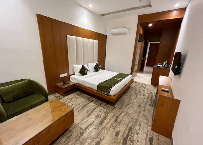 Haryana Sonipat Premium Room with Bath Tub With Wi-Fi