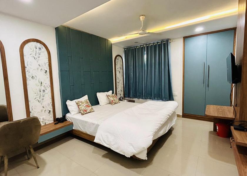 Madhya Pradesh Gwalior Deluxe Room