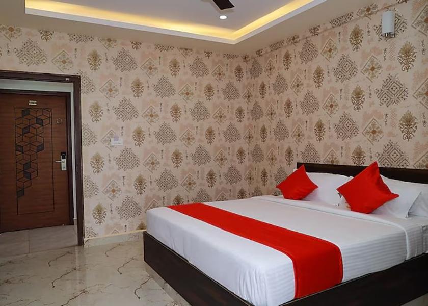 Karnataka Bangalore Deluxe AC Room with Balcony
