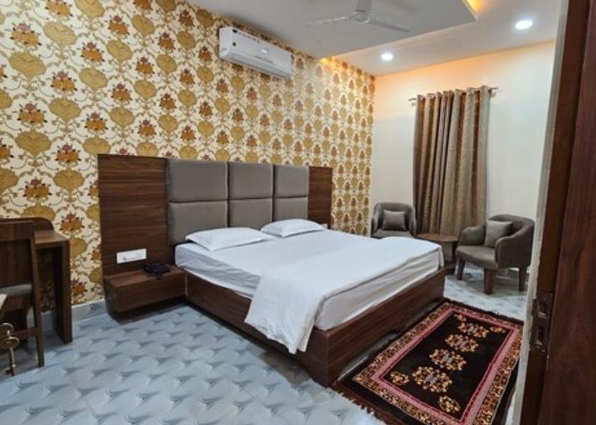 Punjab Gurdaspur Super Deluxe Room