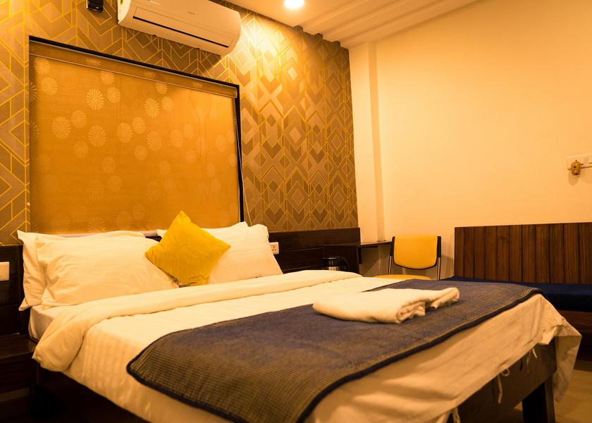 Gujarat Bharuch Deluxe Couple Room