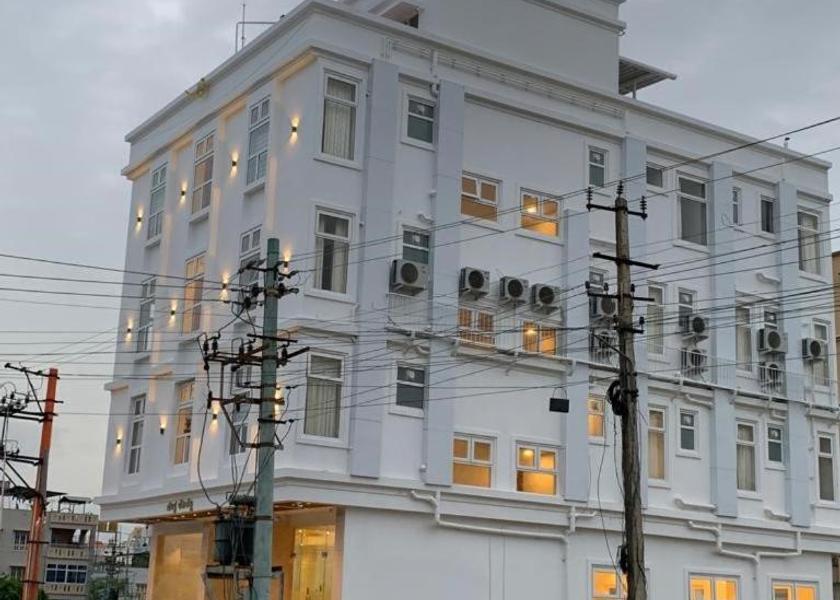 Karnataka Hassan Hotel Exterior