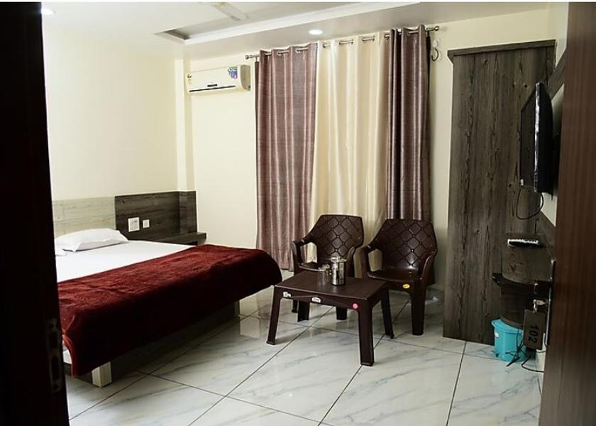 Himachal Pradesh Kangra Deluxe Room