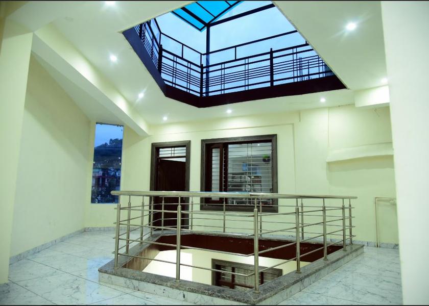 Himachal Pradesh Kangra Public Areas