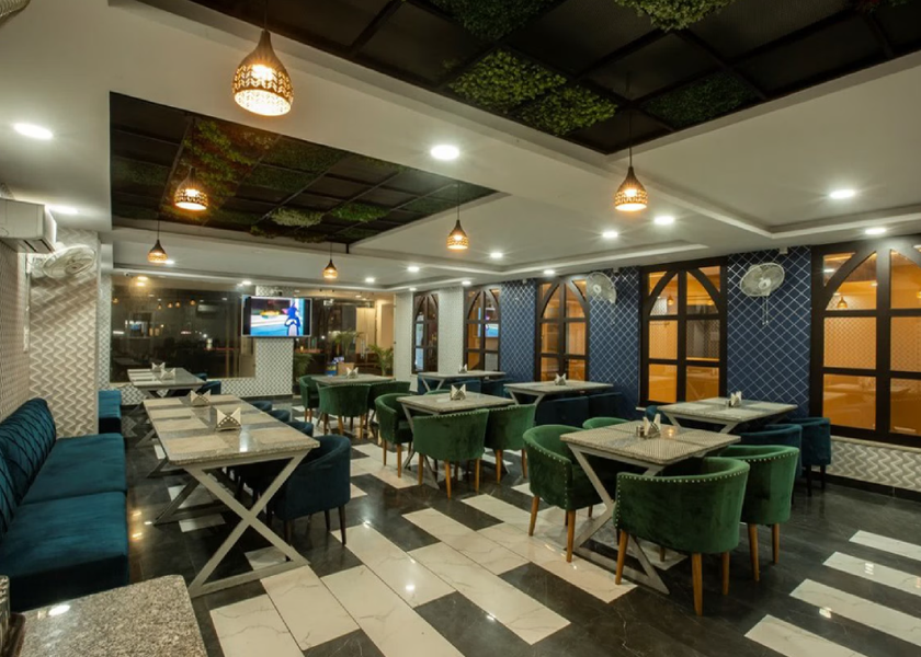 Uttar Pradesh Noida Food & Dining
