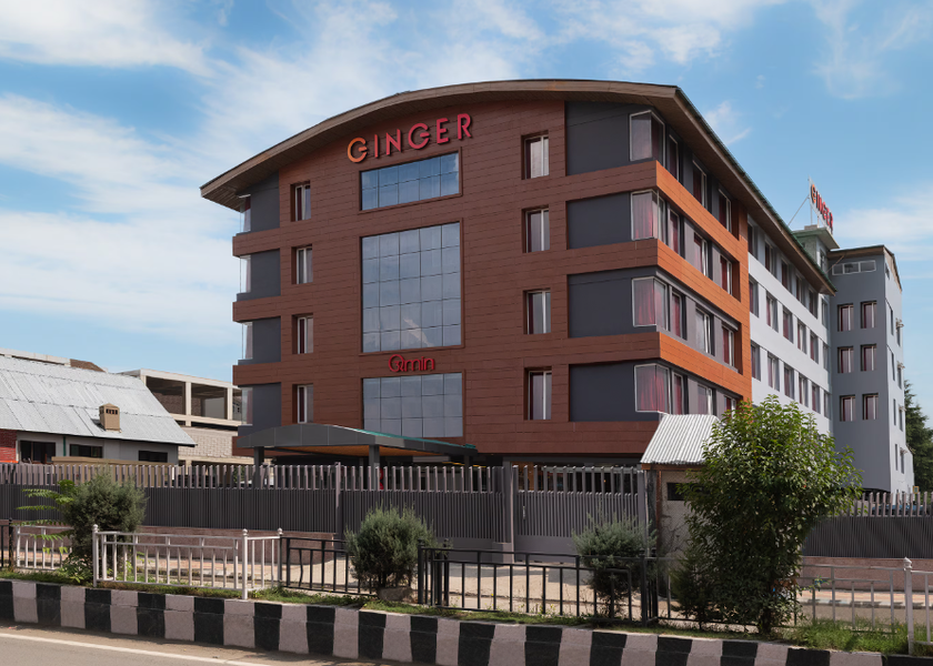 Jammu and Kashmir Srinagar Hotel Exterior