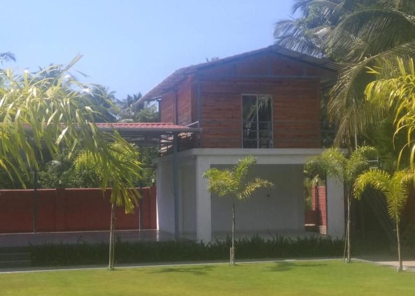 Maharashtra Shrivardhan Hotel Exterior