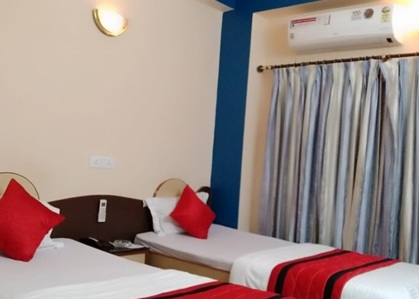 Jharkhand Dhanbad Deluxe AC Room