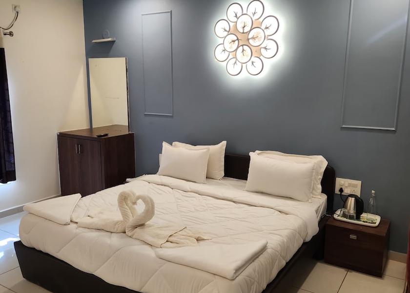 Gujarat Sasan Gir Room