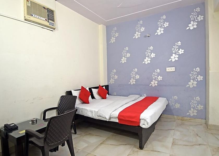 Uttar Pradesh Aligarh Deluxe