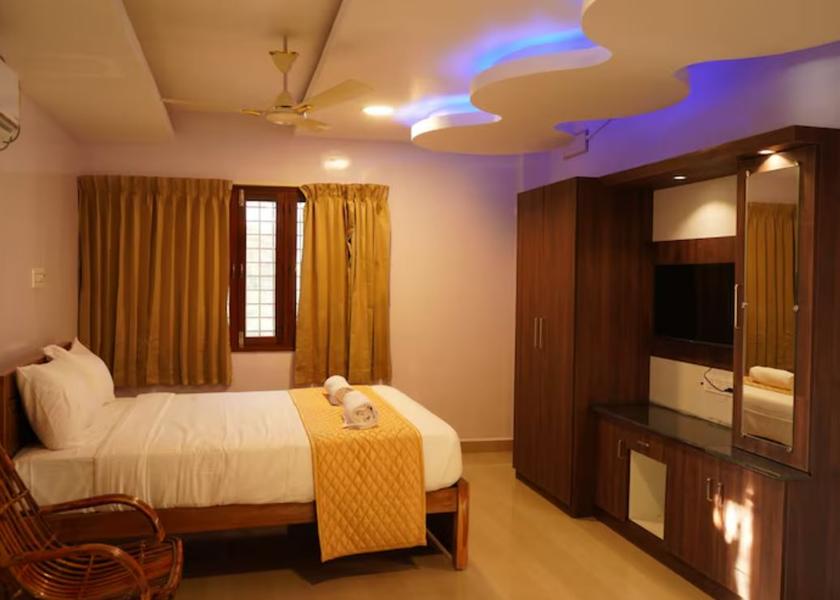Tamil Nadu Tiruvannamalai Deluxe Double bed