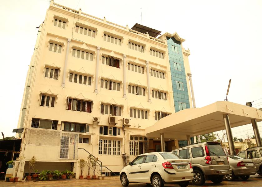 Karnataka Hassan Hotel Exterior