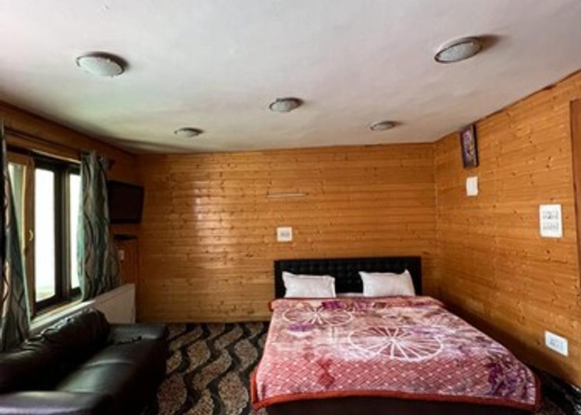 Jammu and Kashmir Sonamarg Deluxe Room