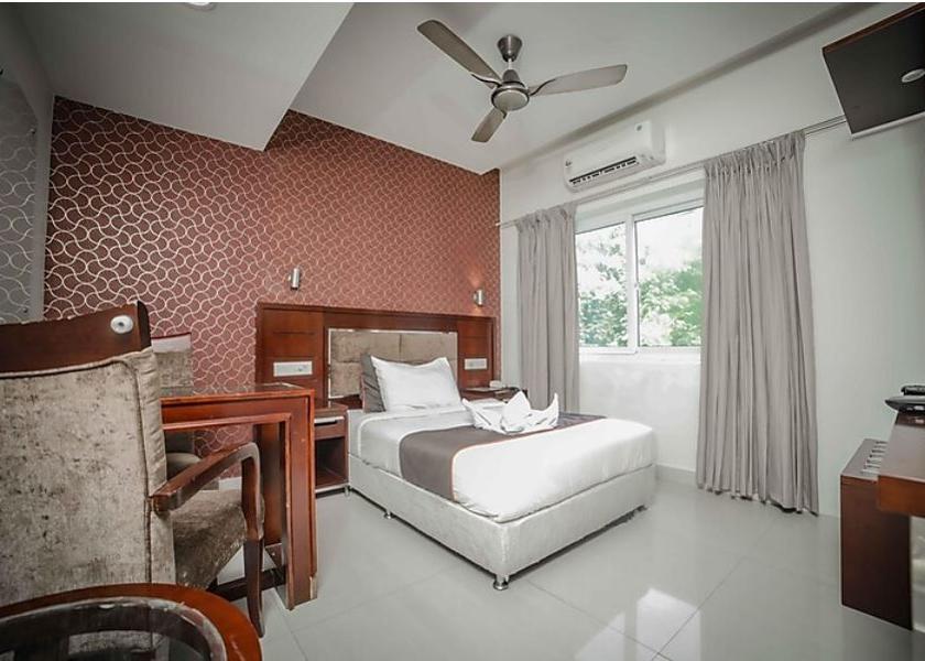 Tamil Nadu Chennai Classic AC Room