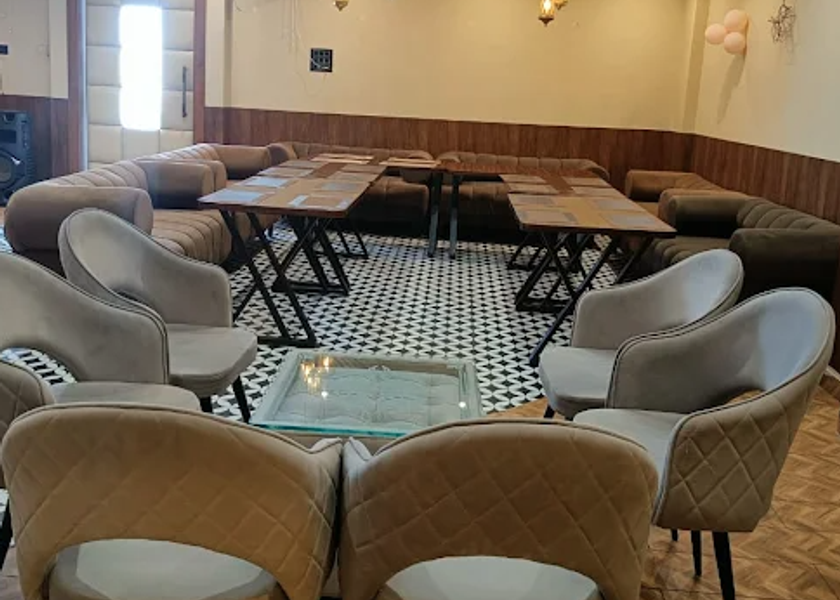 Uttar Pradesh Prayagraj Food & Dining