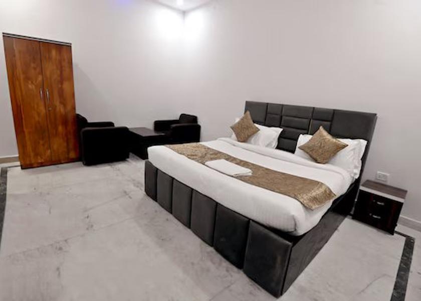Uttar Pradesh Prayagraj DELUXE