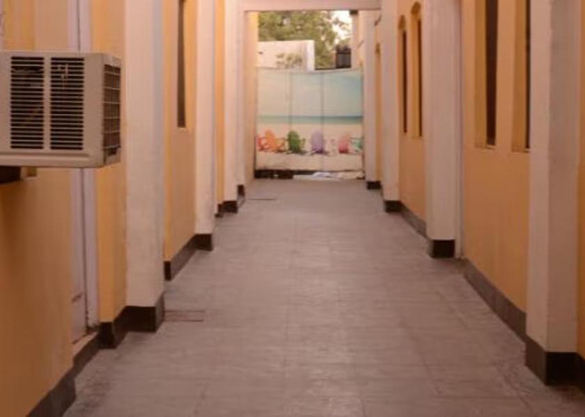 Uttar Pradesh Kanpur Public Areas