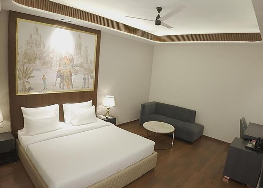 Punjab Bathinda Luxury Room with Bath Tub
