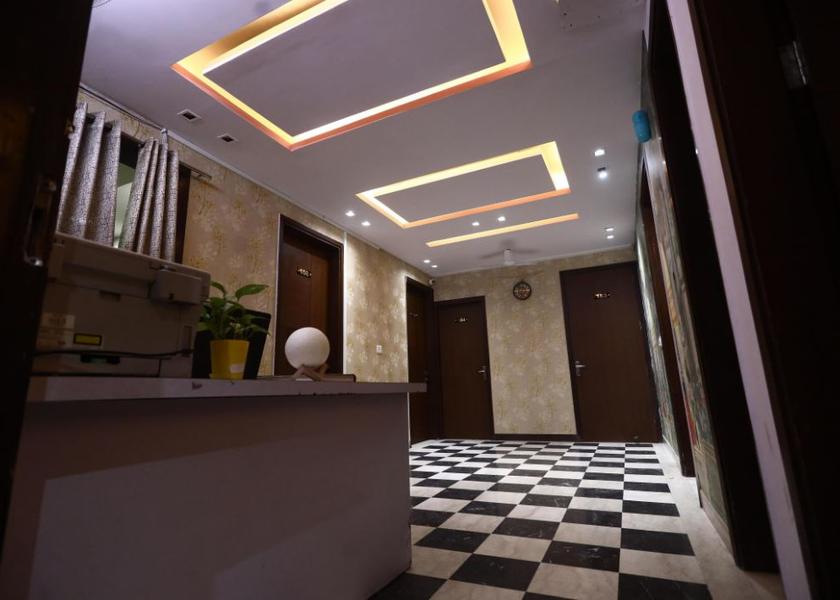 Delhi Delhi Public Areas