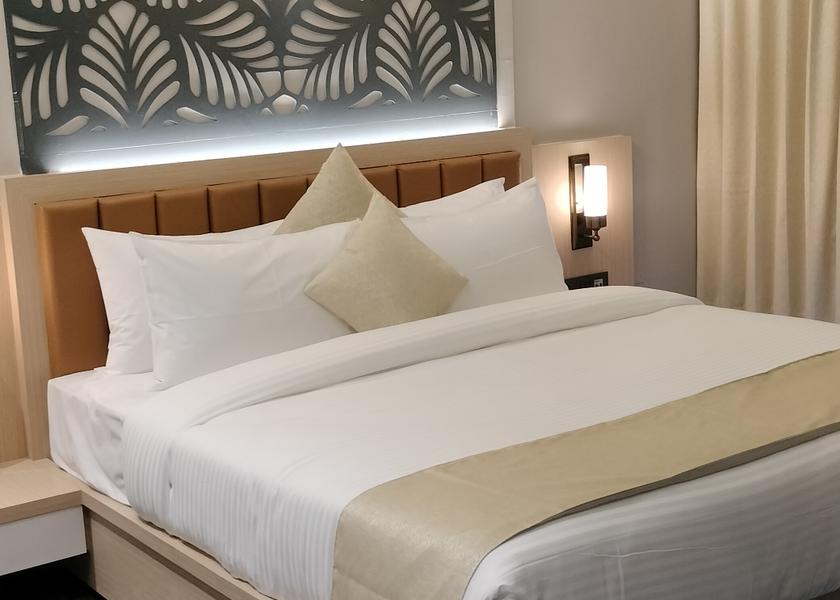 Tripura Agartala White Lily Premium