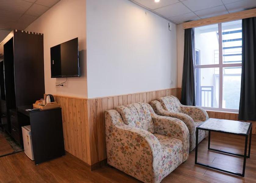 Uttarakhand Nainital Standard Without Balcony Room