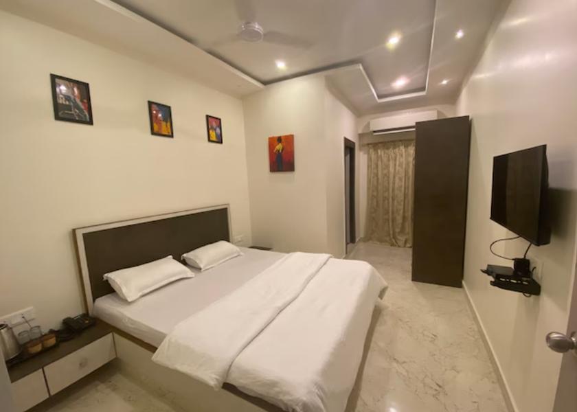 Meghalaya Shillong AC Deluxe Room