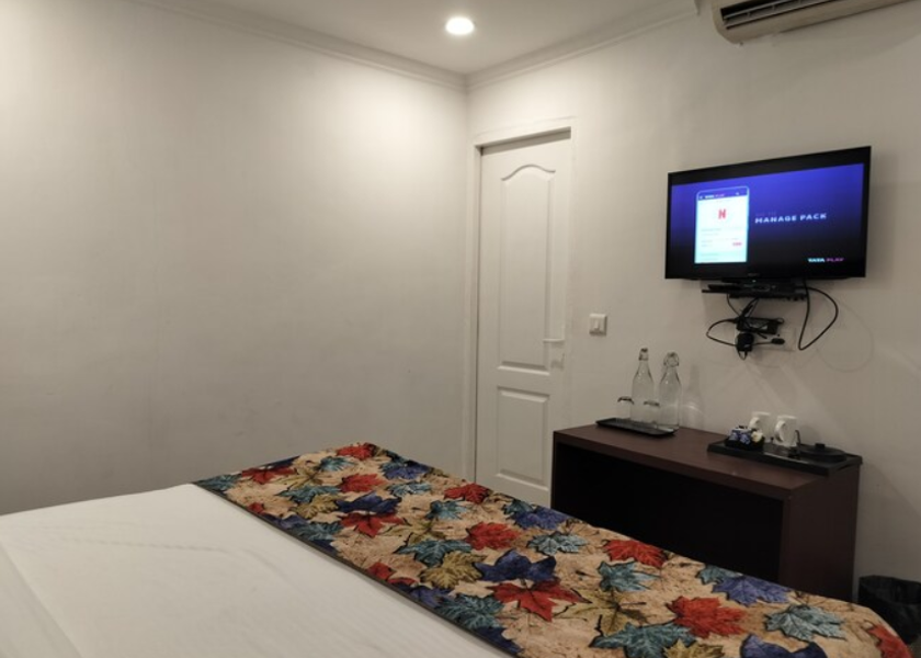 Delhi Delhi Standard AC Room