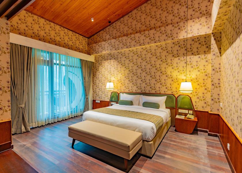 Sikkim Gangtok Honeymoon Suite Room with Balcony