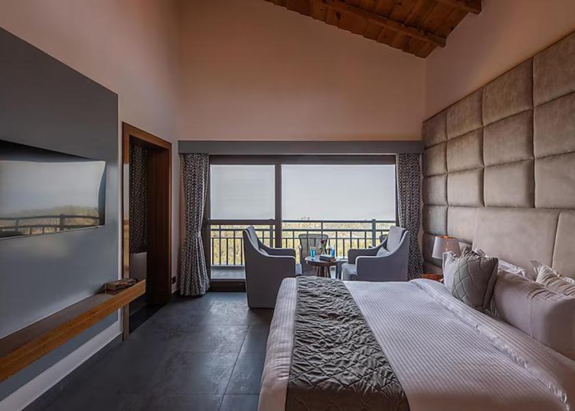 Uttarakhand Mukteshwar Room with Jacuzzi