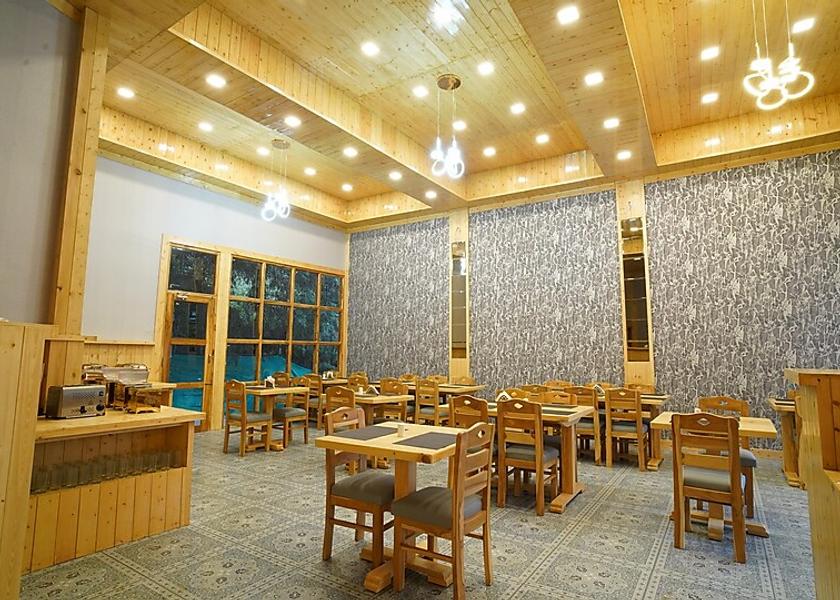 Uttarakhand Nainital Food & Dining