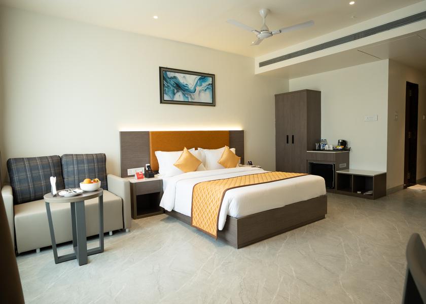 Maharashtra Pandharpur Deluxe King Room