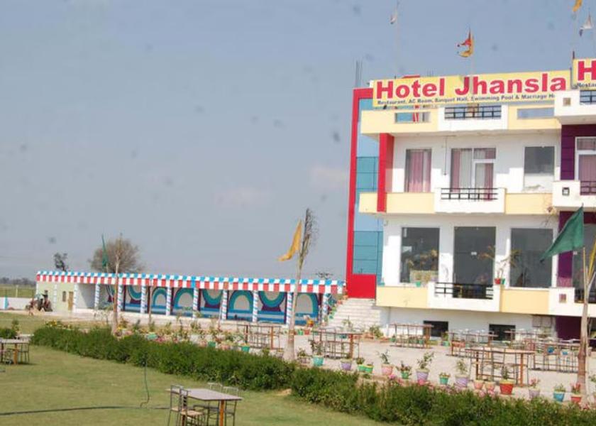 Rajasthan Neemrana Hotel Exterior