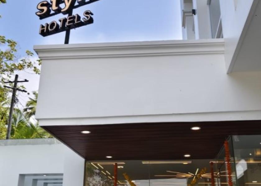 Kerala Adoor Hotel Exterior