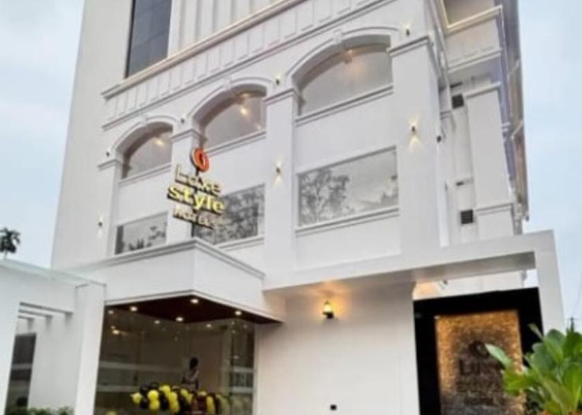 Kerala Adoor Hotel Exterior