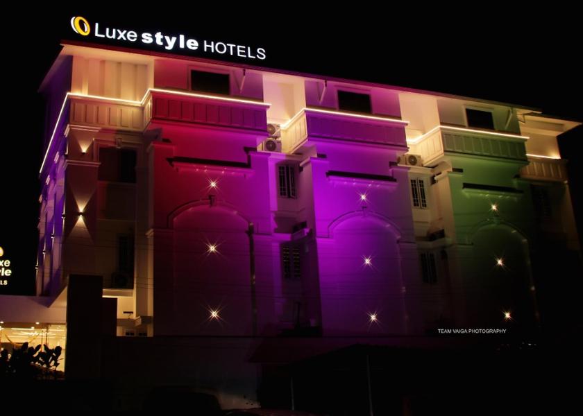 Kerala Adoor Hotel Exterior