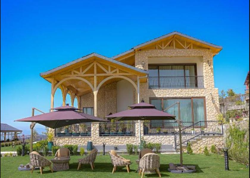 Himachal Pradesh Mashobra Hotel Exterior