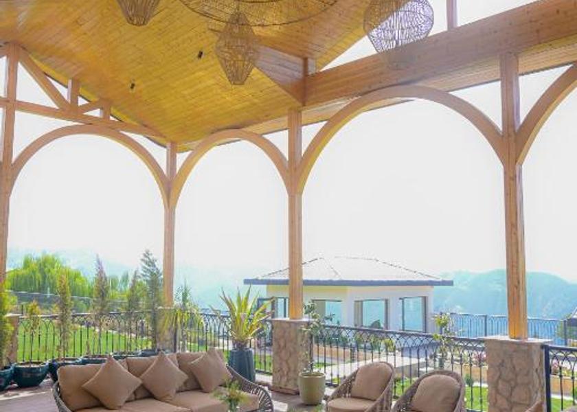 Himachal Pradesh Mashobra Public Areas