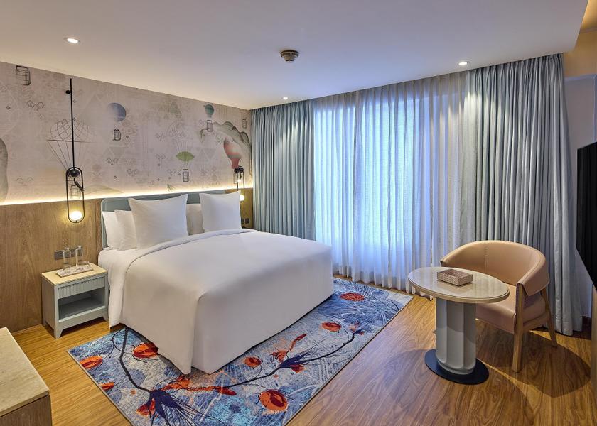 Maharashtra Mumbai Premier King Room - Smart Laundry Closet, Espresso Coffee Machine, Non-Alcoholic Mini Bar
