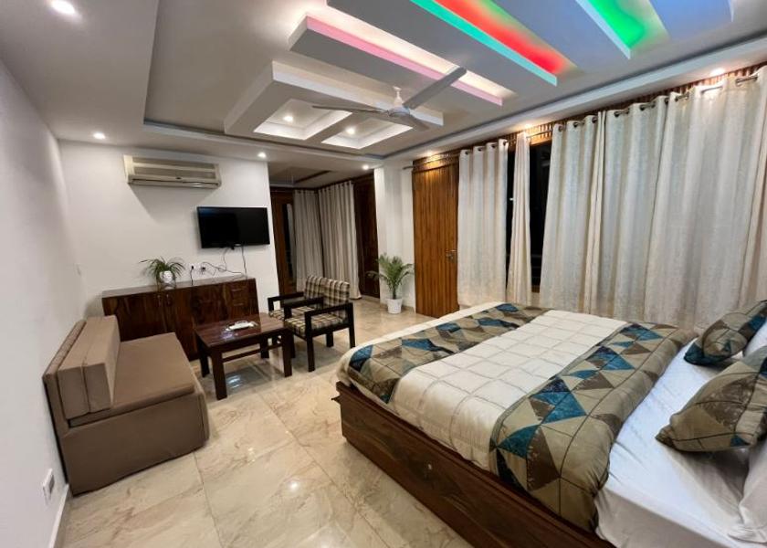 Himachal Pradesh Kasauli Premium rooms with balcony