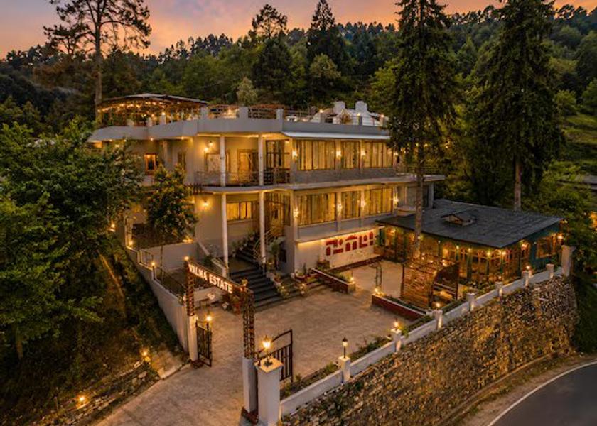 Uttarakhand Kausani Hotel Exterior