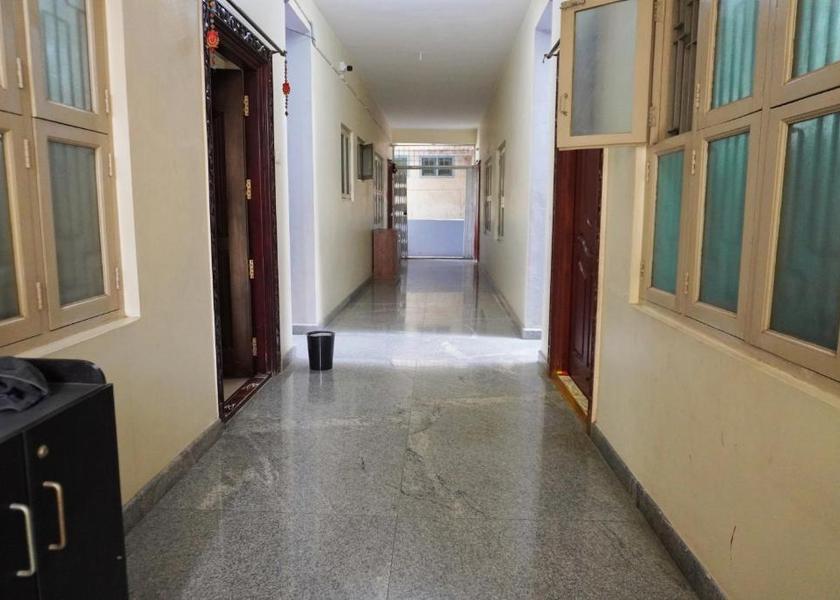 Andhra Pradesh Tirupati Public Areas