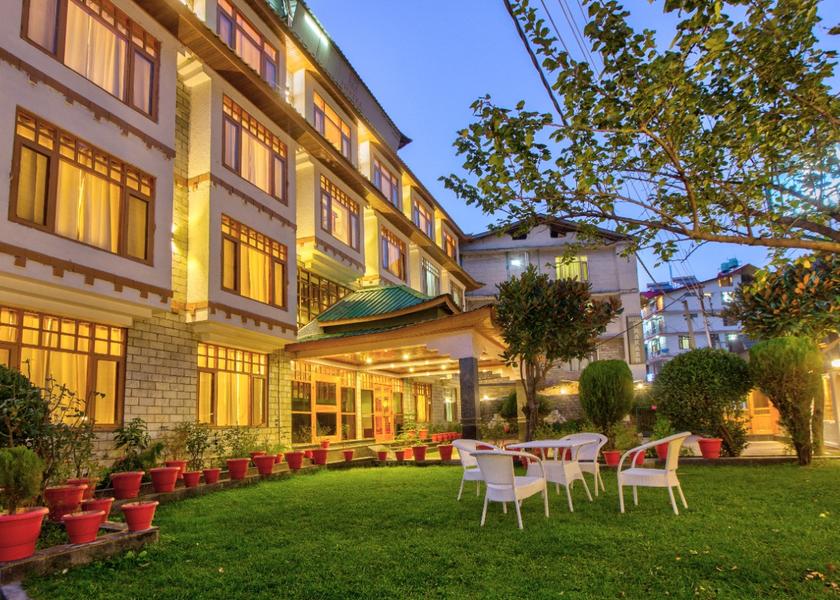 Himachal Pradesh Manali Hotel Exterior
