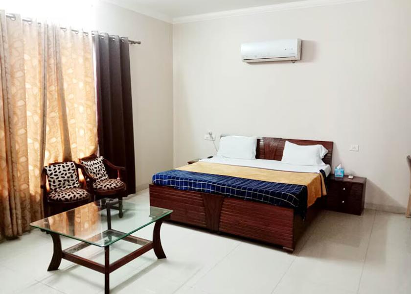 Himachal Pradesh Paonta Sahib Super Deluxe Room