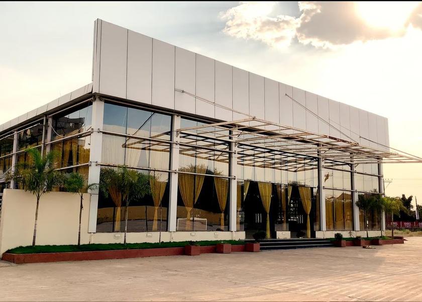 Maharashtra Nagpur Hotel Exterior